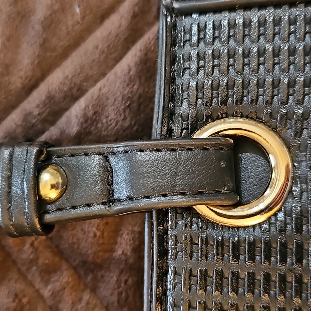 Handbag - Picture 6 of 16
